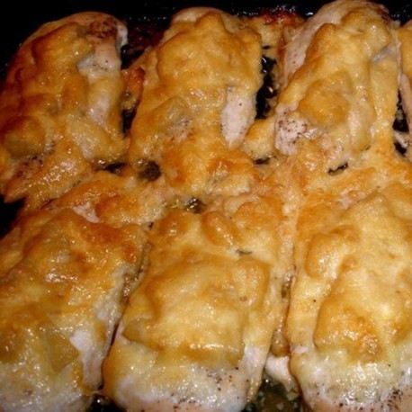 куриная грудка кус. запеченная в белом соусе